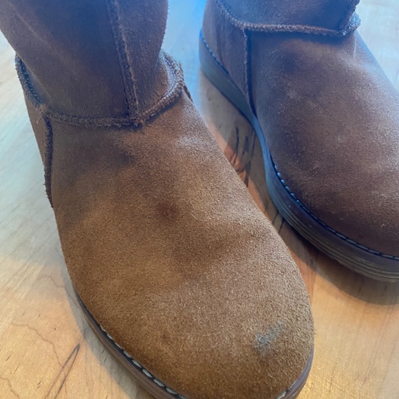 Sketchers boots us size 6 - Picture 3 of 3